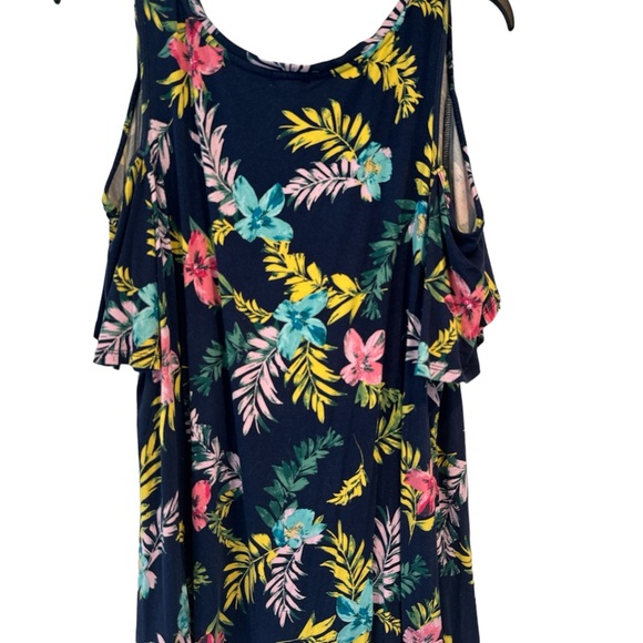 Westport Women’s Floral Blouse - Picture 3 of 5